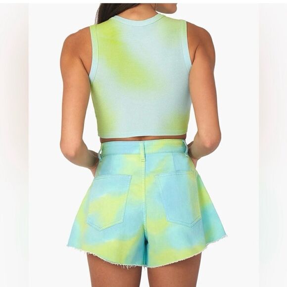 WEWOREWHAT Tie Dye Stretch Twill Denim Flare Bell Shorts Size 24 NWT/NIB - Picture 3 of 6